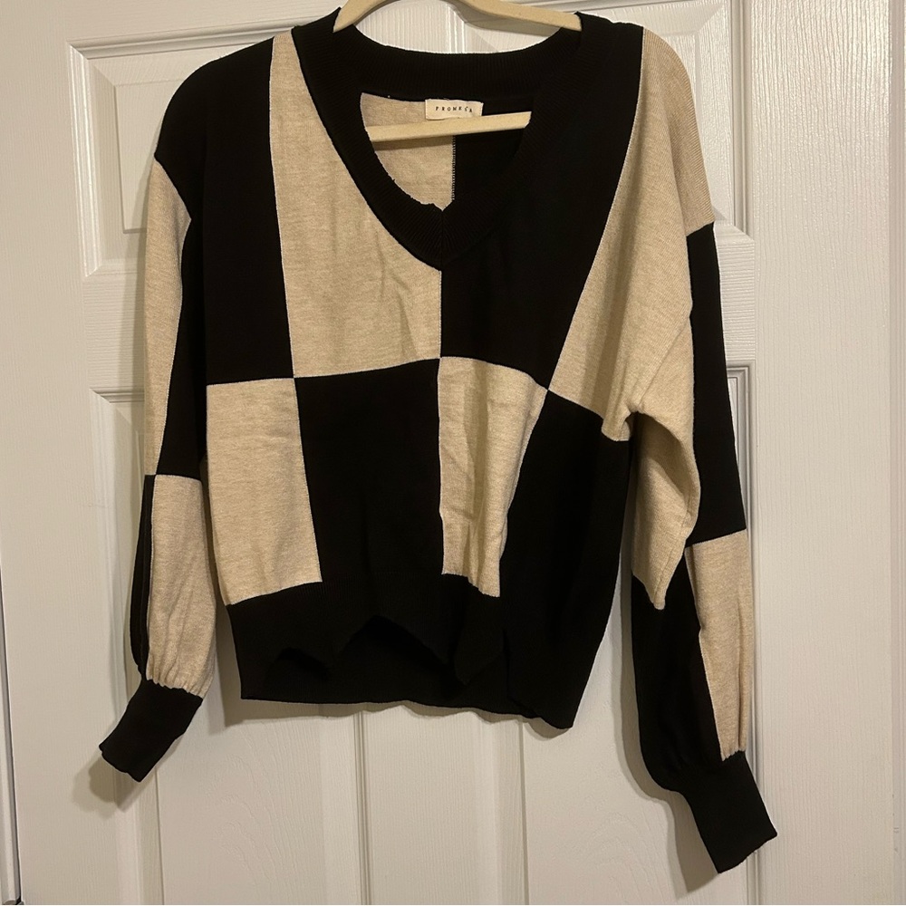 Promesa Checkered Sweater